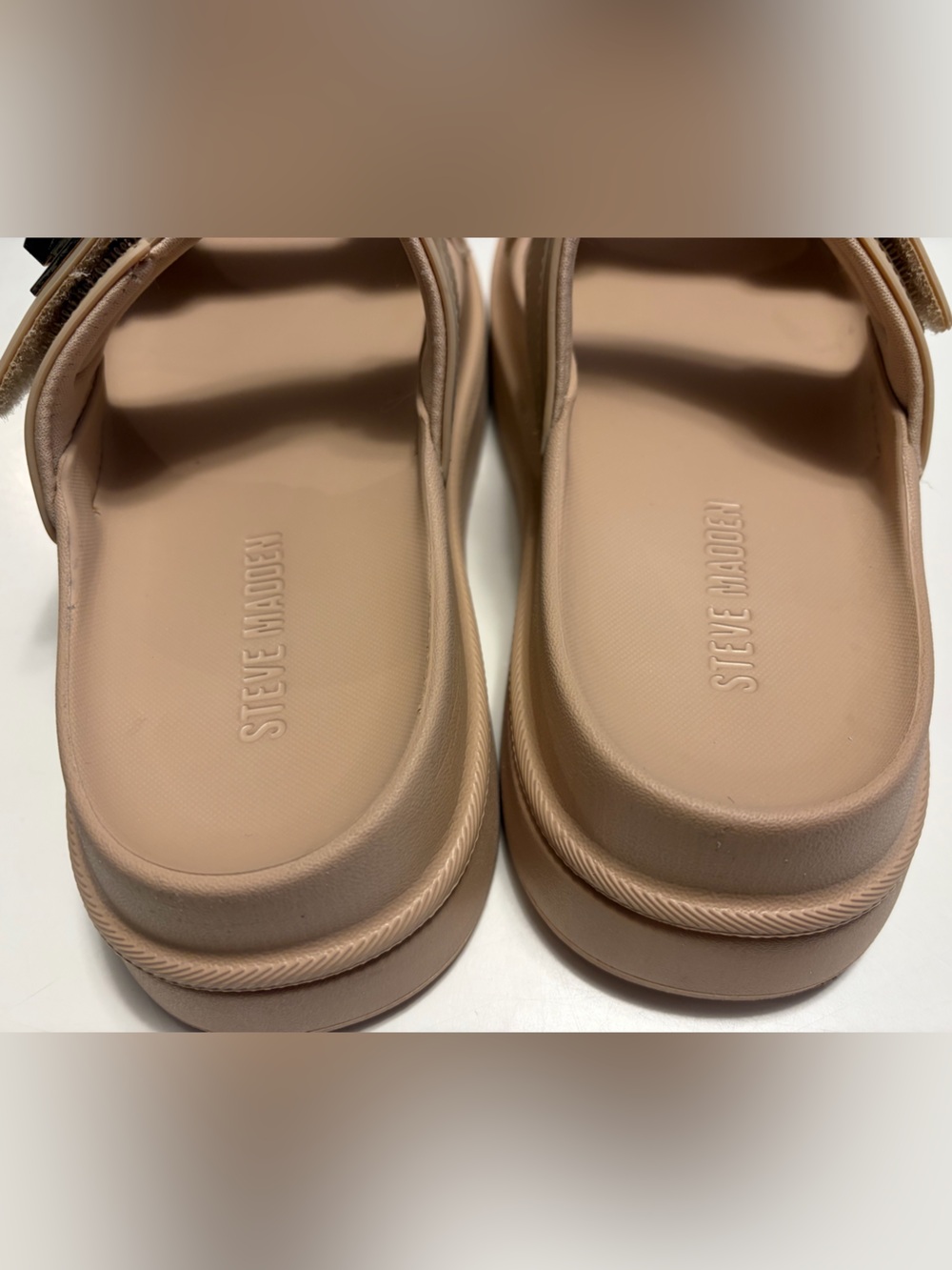 Steve Madden Bigschmona Platform Sandal - Picture 5 of 7